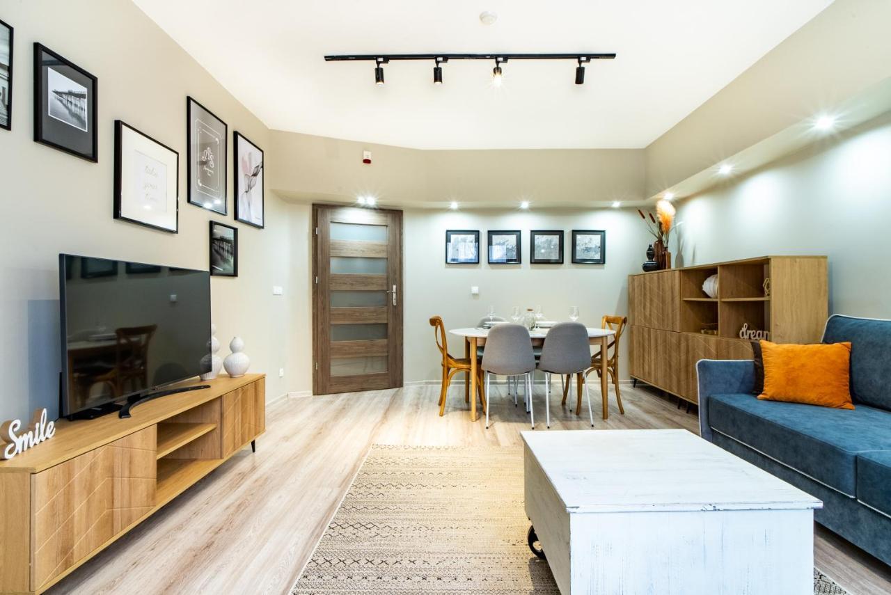 Apartamentysnu, Sloneczny Standard Z Parkingiem, Centrum Радом Екстер'єр фото